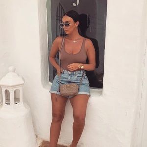 Meet your Posher, Frances